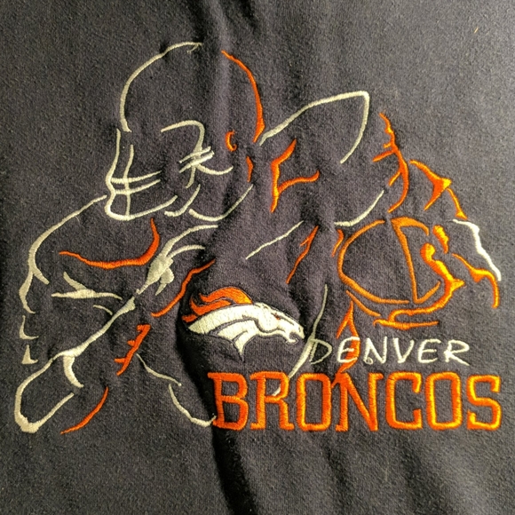 Cadre long sleeve Denver Broncos sweatshirt. - Picture 2 of 5